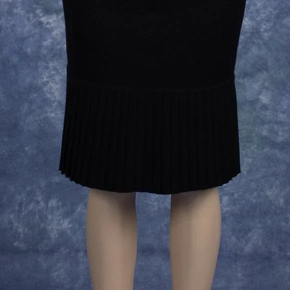 Vintage Chanel Boutique Black Knit Pleated Hem Skirt Sz S